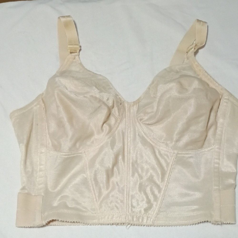 Playtex Cream Women's Bra